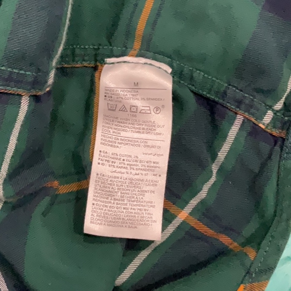 Chaps Green and Navy Plaid Men's Shirt - Picture 6 of 6